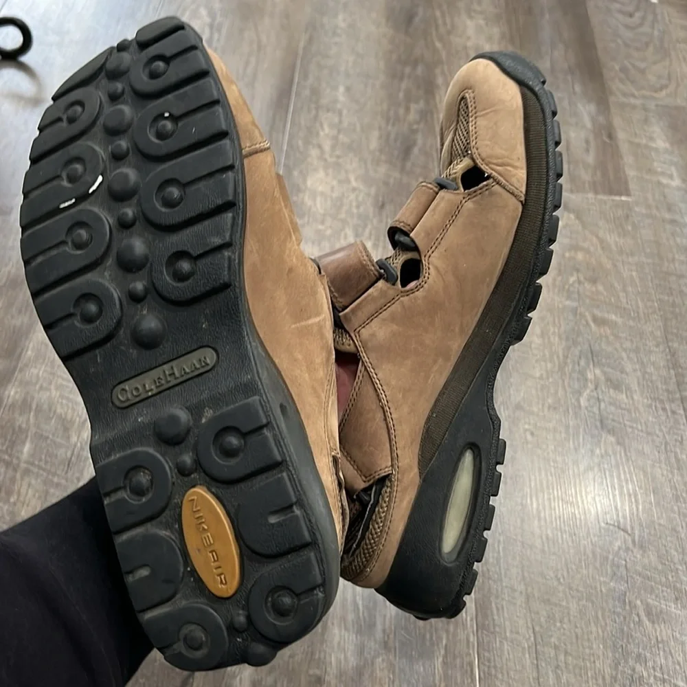 COLE HAAN Nike Air Brown Suede Sport Shoes 10.5